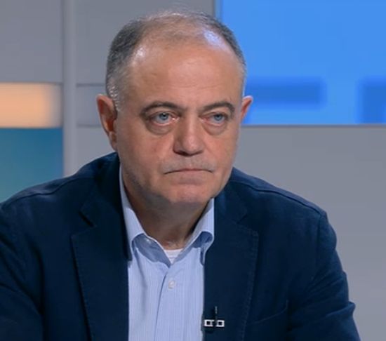 Ген. Атанасов посочи тайна причина, поради която Радев даде мандата на БСП