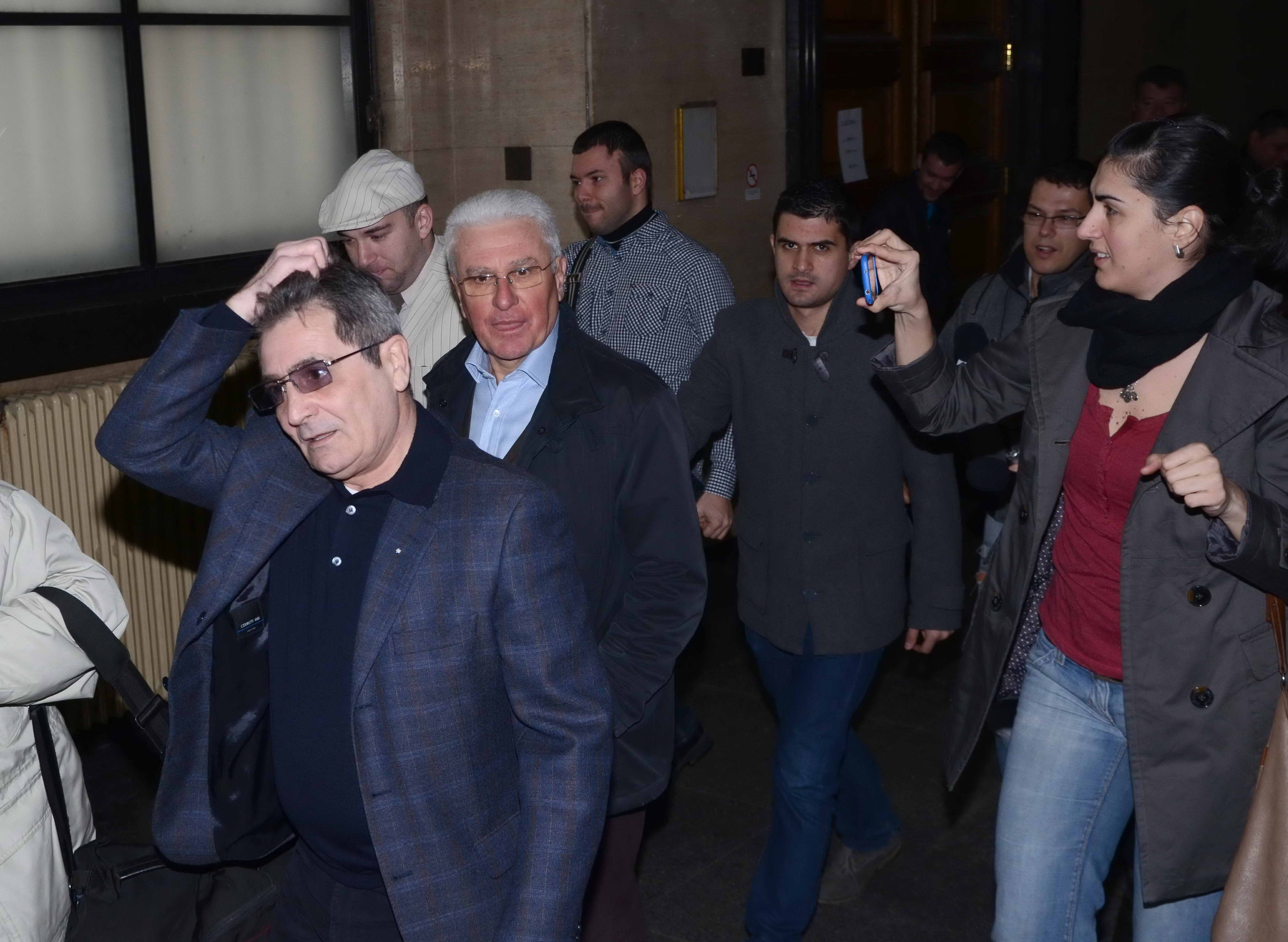 Очната ставка Бисеров - Райков показа: Пистолетът на Октай бил без пълнител