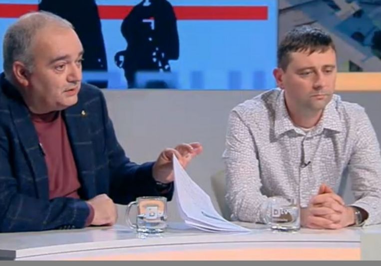 Анализатори: 10 лева се плащат за коментар на „трол”