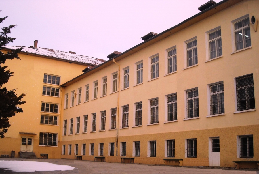 Историята отпадна от програмата за 11 и 12 клас 