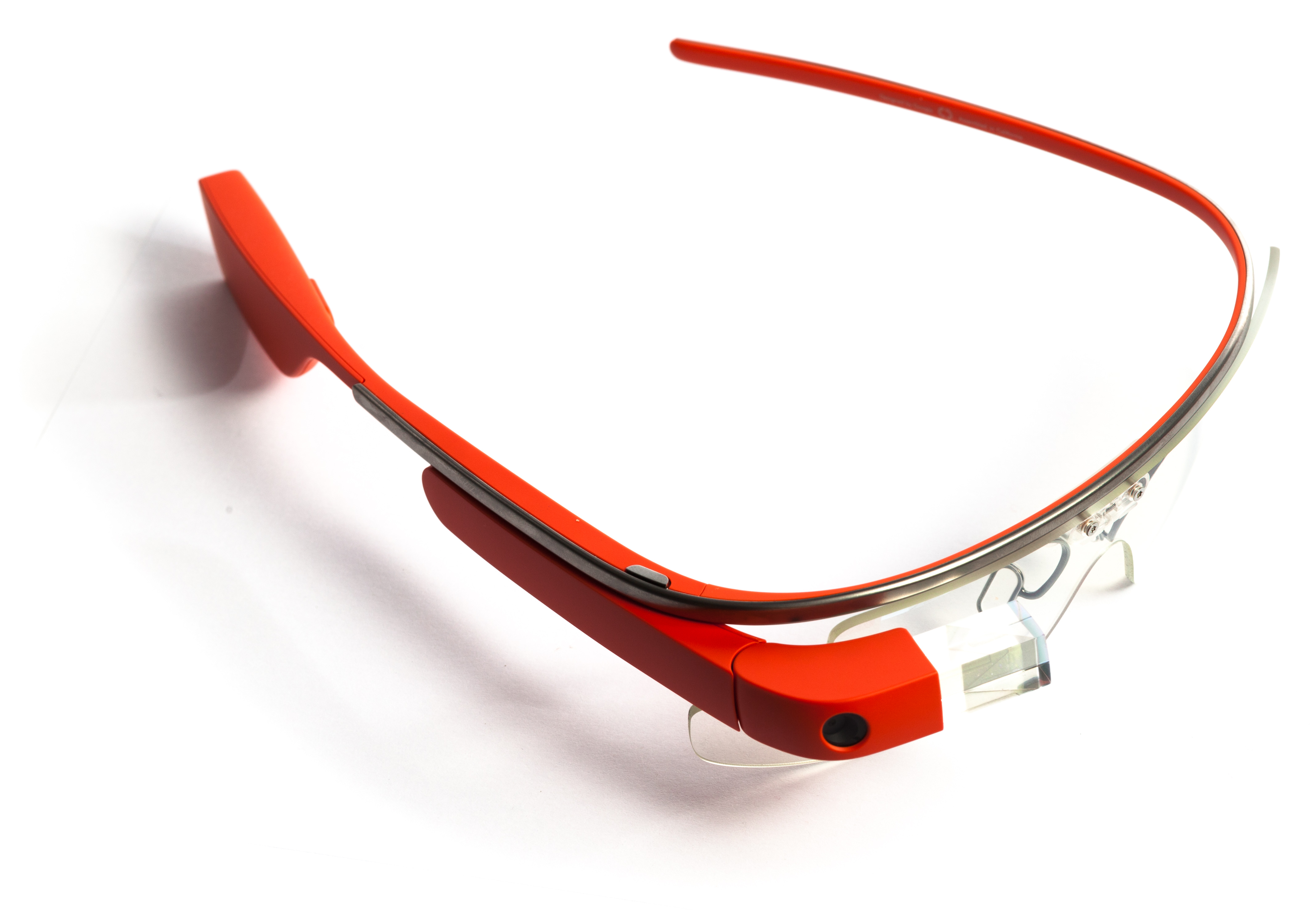 Нападнаха жена заради Google Glass