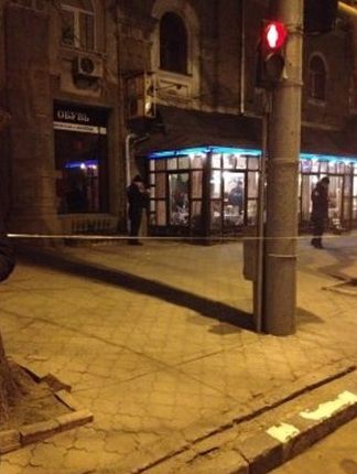 Кепенците на заведенията хлопват в 21:00 часа, ето в кой град