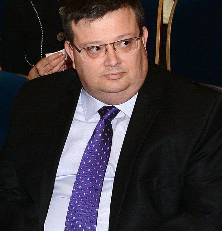 Цацаров поиска имунитета на депутатите Веселин Марешки, Делян Добрев и Светла Бъчварова - Пиралкова, мотивите са...