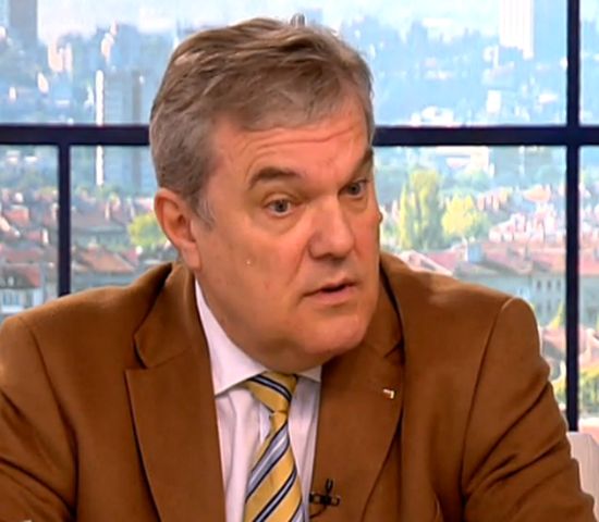 Румен Петков заръча на Плевнелиев оставка след тайната среща с шеф на ЕВН