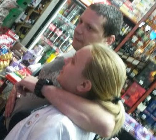 Илиан Тодоров пред БЛИЦ: На снимките е жена ми