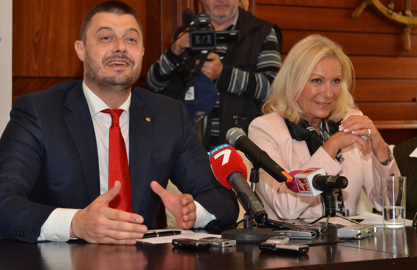 Най-добрата германска журналистка дойде на крака при Бареков