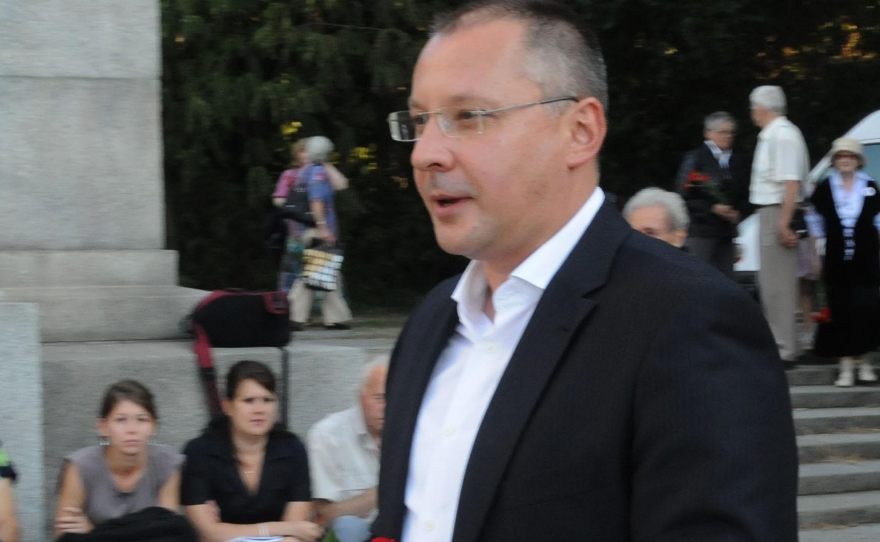 Станишев: Никола Гюзелев остави своя диря в българската и световната музикална култура