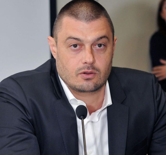 Бареков: Взимаме три места в Брюксел, заминавам!
