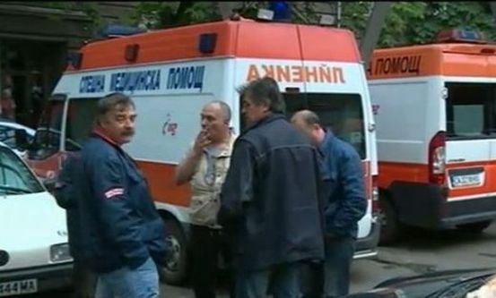 Медиците от Спешното в София искат всеки ден протести  