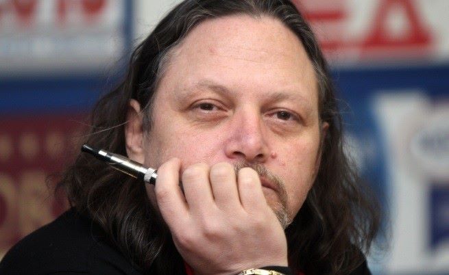 Алгафари попиля Стойчо Кацаров 