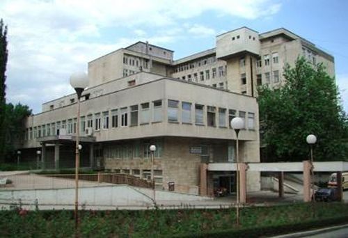 Само в БЛИЦ: Лекарят с потрошения череп буйствал в болницата!