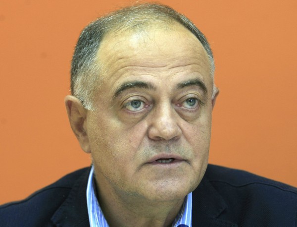 Ген. Атанасов напъва да озапти прокуратурата