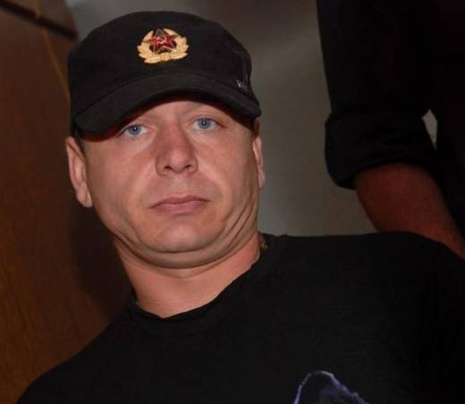 Демби ексклузивно пред БЛИЦ: Бомбата уби малки кученца в двора ми