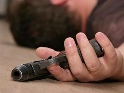 Бивш полицай се гръмна в Каблешково
