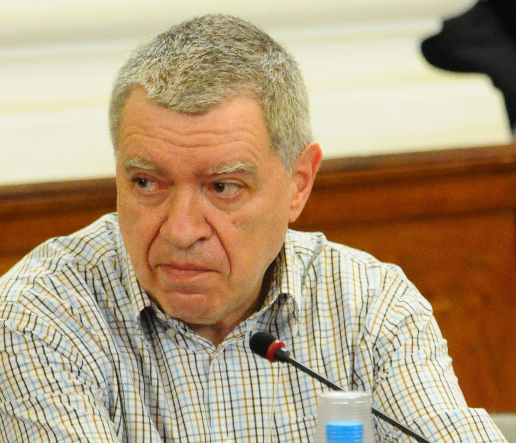  Проф. Михаил Константинов посочи най-проблемните теми в преговорите между ГЕРБ и патриотите 