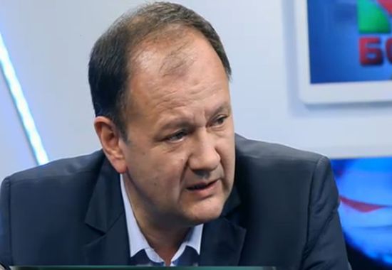 Михаил Миков: В кризата с КТБ не позволихме гражданите да платят сметката 