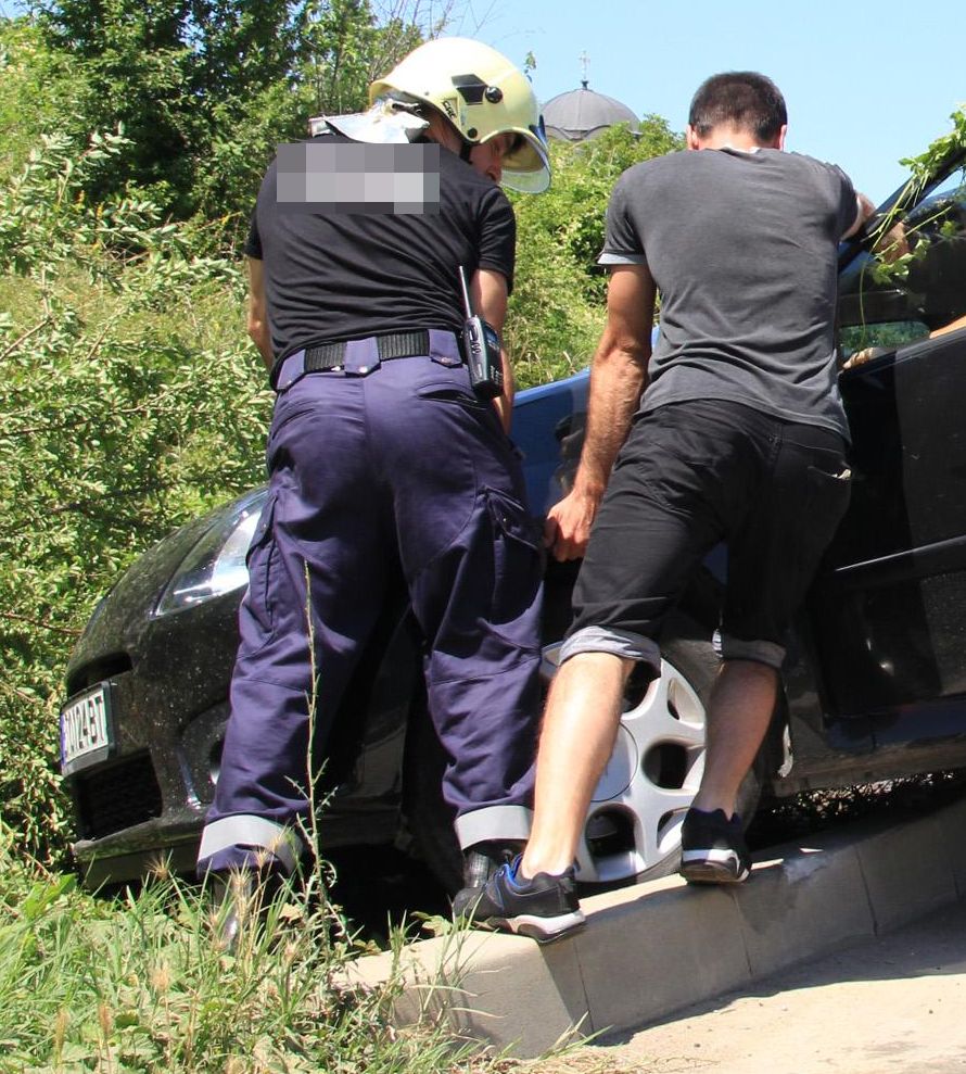 Възрастно семейство пострада в катастрофа