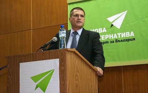 Николай Цонев: У нас толкова години гласуват умрели, че сега за заразените ли е проблем?!