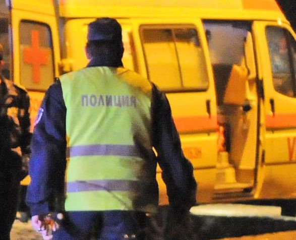 Първо в БЛИЦ: Кола на руското посолство катастрофира на "Раковски" и "Васил Левски"