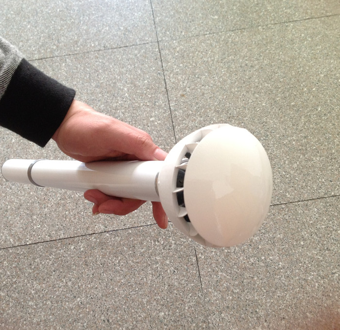 Чадърът Аir Umbrella използва въздух, за да ни пази от дъжд