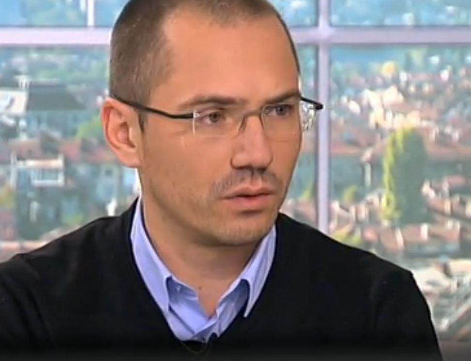 Разбраха ли най-сетне жълтопаветните идиоти лицeмерието на ЕС  