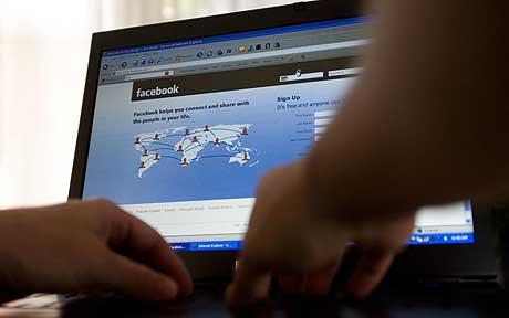 Новите условия на Facebook предизвикаха паника