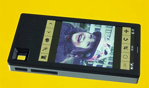 Kodak извади странно мобилно устройство