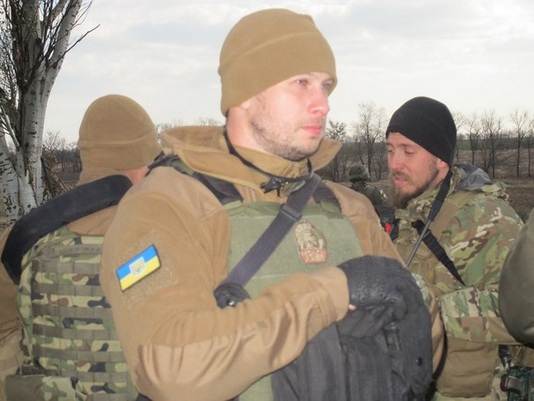 Бяло знаме? Даже коравите бойци на „Азов“ изреваха от руския щурм КАРТА