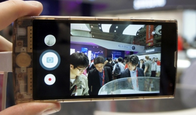 LG извади прозрачен смартфон (ВИДЕО)