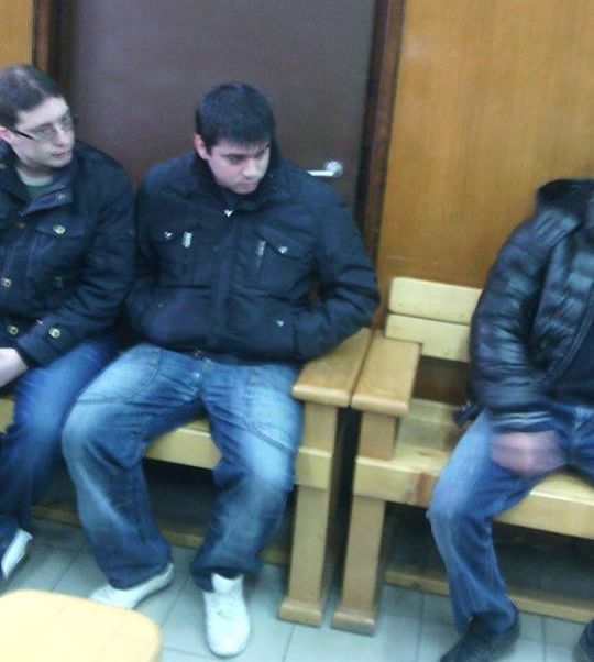 Бившият любовник: Залятата с боя Нона спеше едновременно с трима мъже