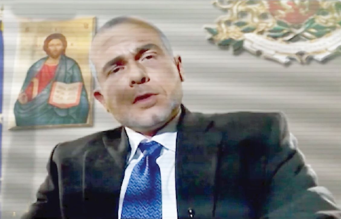 Новата тв сензация Ненчо Балабанов: Винаги ми е било интересно дали премиерът се забавлява с мен