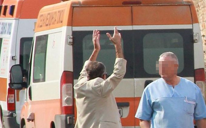 Първо в БЛИЦ: Жена полетя от 12-ия етаж в "Света Троица"