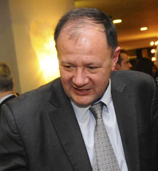 “Моя страна, моя България” на Емил Димитров остава на БСП