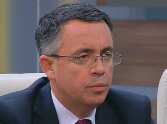 Хасан Азис: Правителството прехвърля отговорността си на местната власт