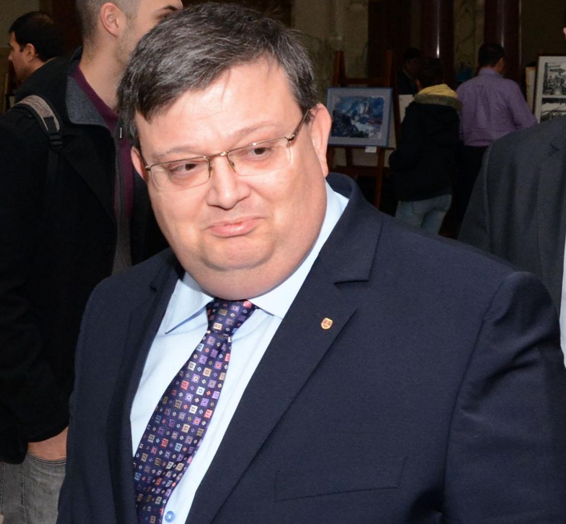 Цацаров се зае със скандалното пускане на Ценко Чоков от ареста и изпрати писмо на Лозан Панов 