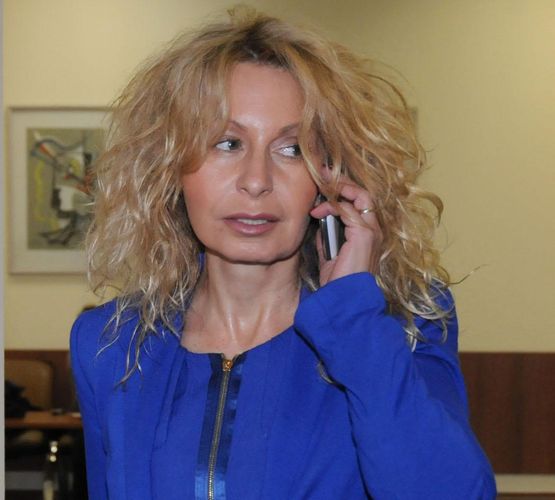 Беновска пред БЛИЦ след скандала с Плевнелиев: Нека Радев хубаво проветри президентството от дъха на гнилите соросоидни ябълки!