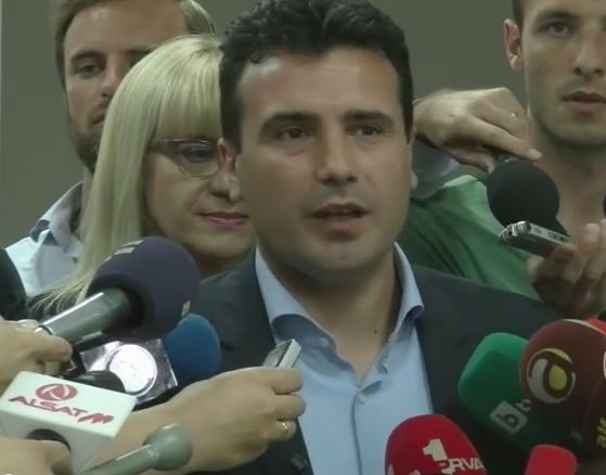 Заев топи България пред Гърция