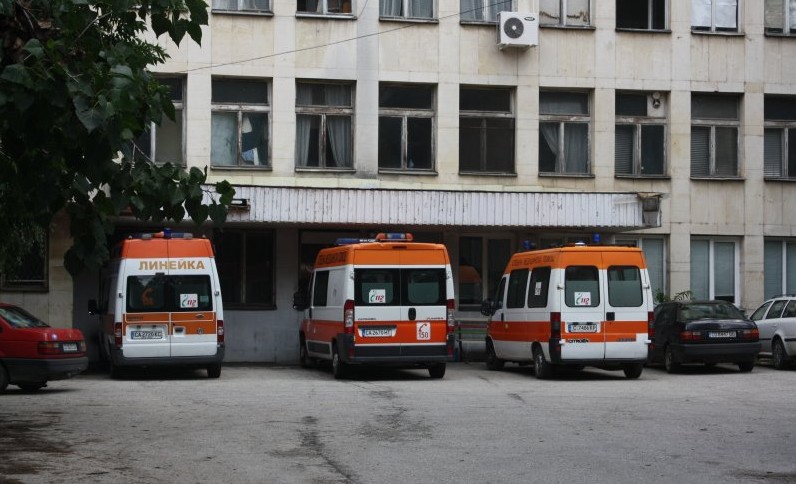 Ботевградско без „Бърза помощ”, хората мрат като мухи! 
