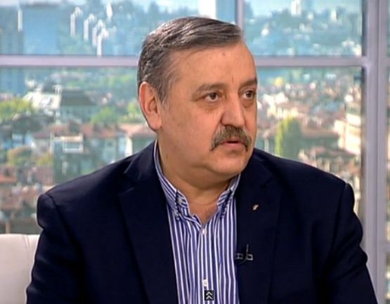 Проф. Кантарджиев предупреди: Трябва спешно да се вземат мерки срещу... ВИДЕО