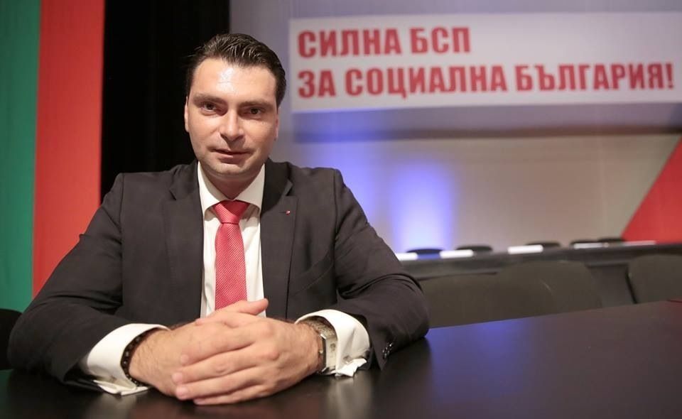 Скандал тресе БСП-София! Гневни активисти изхвърлят Калоян Паргов преди изборите!