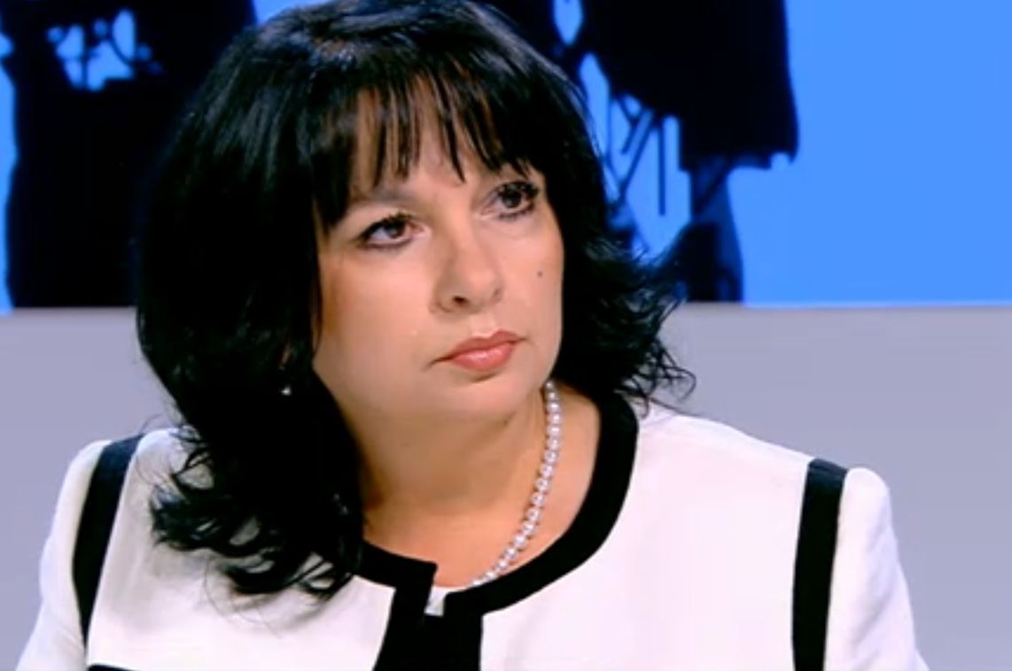 Петкова: По-реално е да имаме 7-и блок на АЕЦ "Козлодуй", отколкото...