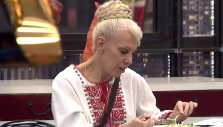 Луна продала къщата на баба си