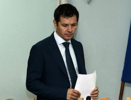 Каолиновият крал Иво Прокопиев пусна мрежата си от скъпи тролове срещу Делян Пеевски