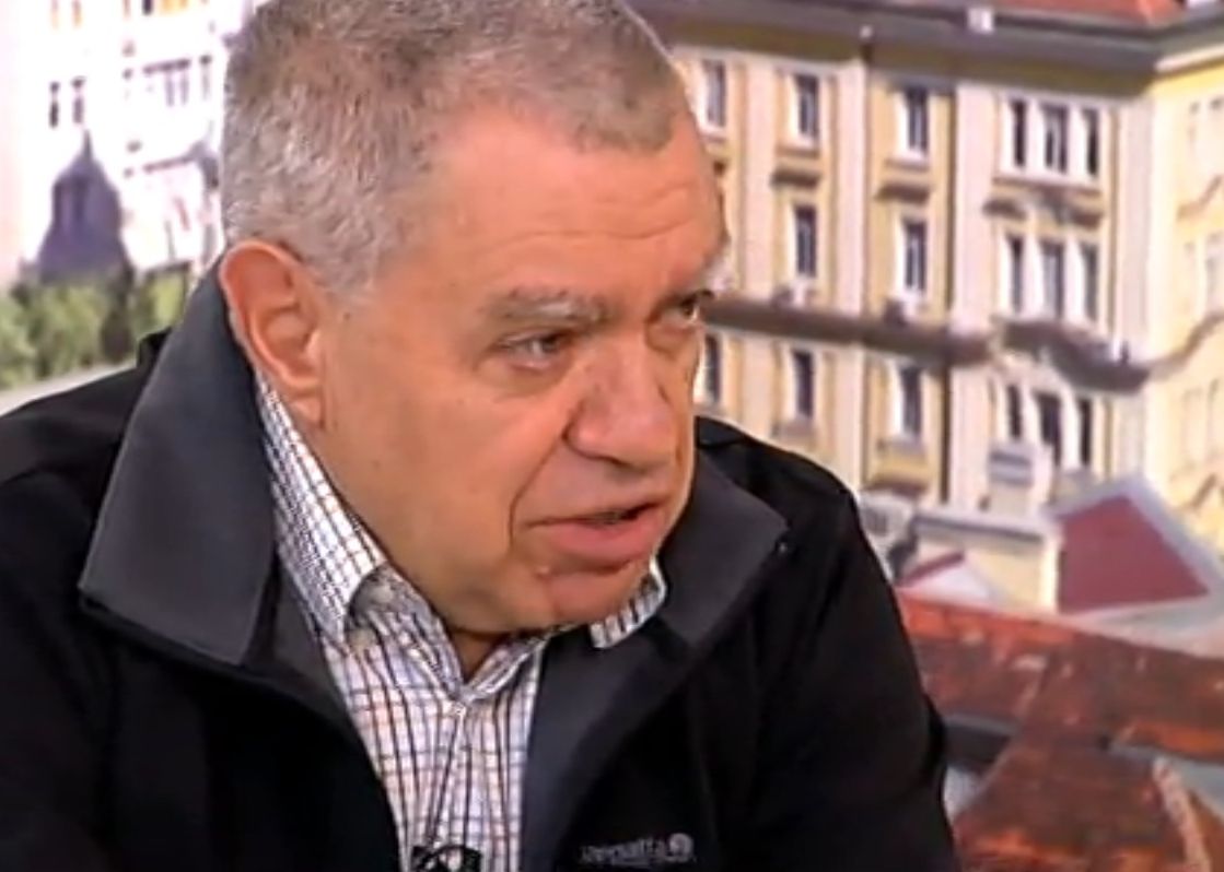 Проф. Константинов с тежки думи: Този път ударихме дъното   