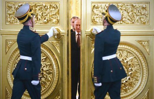 Руски журналист за метаморфозите на Путин: Страх и параноя тресат Кремъл
