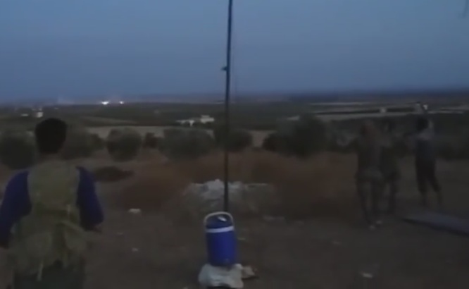 Reuters: Сирийската армия громи джихадистите край Алепо (ВИДЕО)