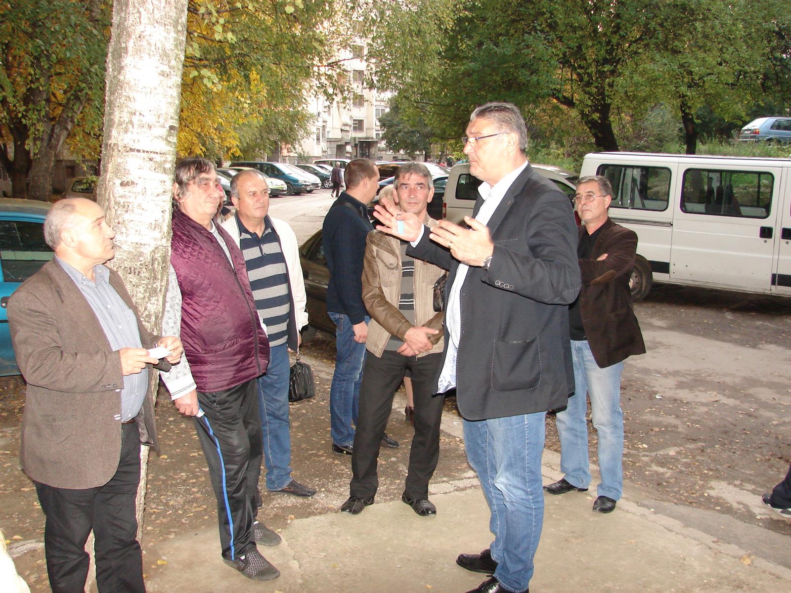 Жители на кв. "Дружба" в Плевен заявиха подкрепата си за Цветан Антов, кандидат на АБВ за кмет 