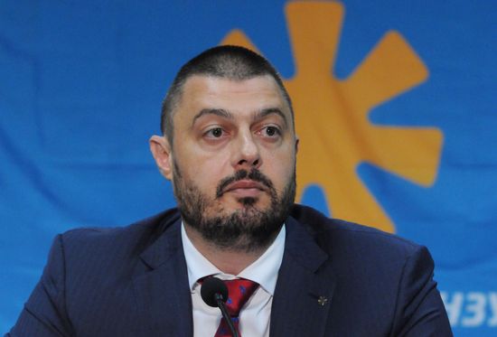 Още една партия се отказа от пресконференция след затварянето на секциите 