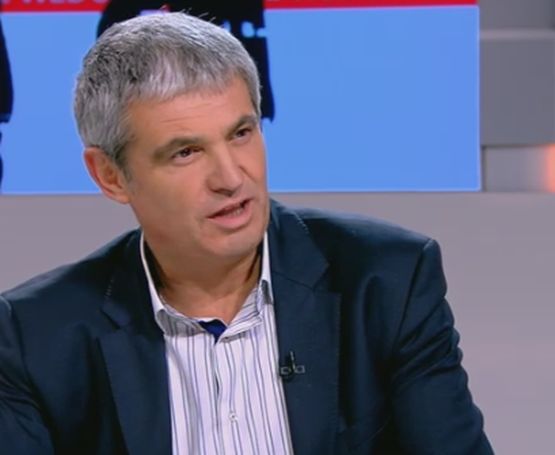 Пламен Димитров застана зад Горанов: Не бива да бъде жертван точно сега