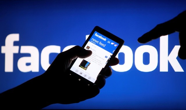Съд постави ултиматум на Facebook